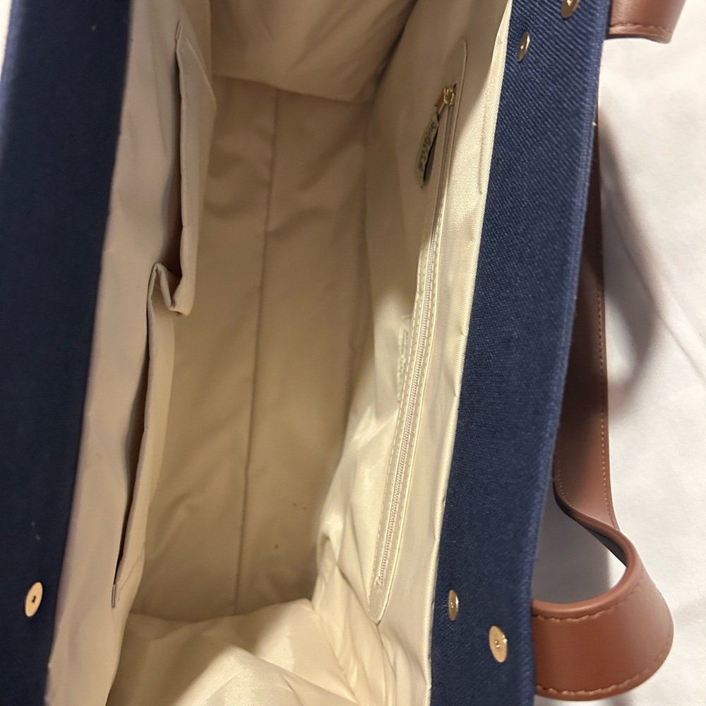 U. S. Navy and Brown Shoulder Bag - Picture 6 of 10